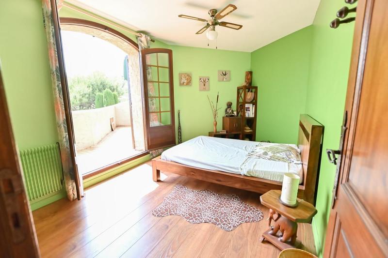 Villa - 265 m² - 5 pièces