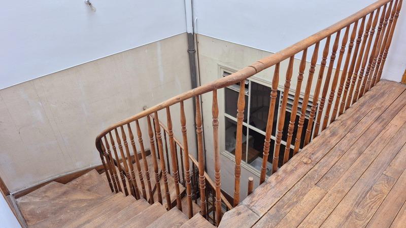 Maison - 363 m² - 12 pièces