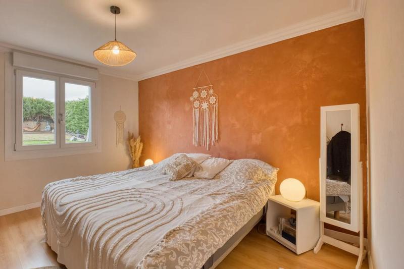 Maison - 96 m² - 6 pièces