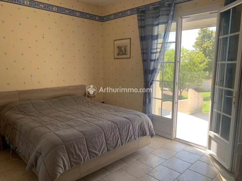 Maison - 266 m² - 8 pièces