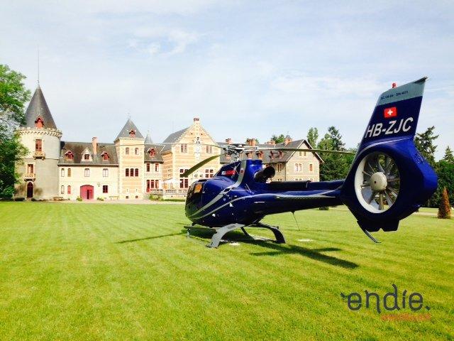 Château - 3 800 m² - 36 pièces