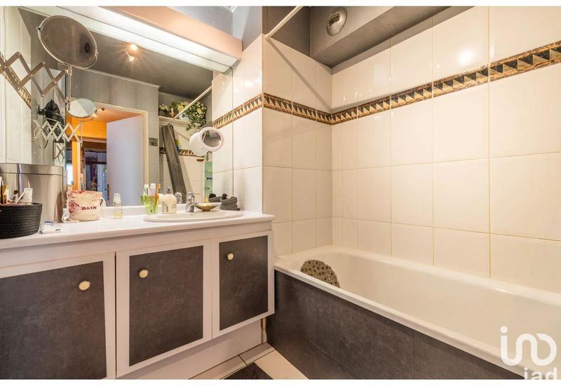 Appartement - 57 m² - 3 pièces