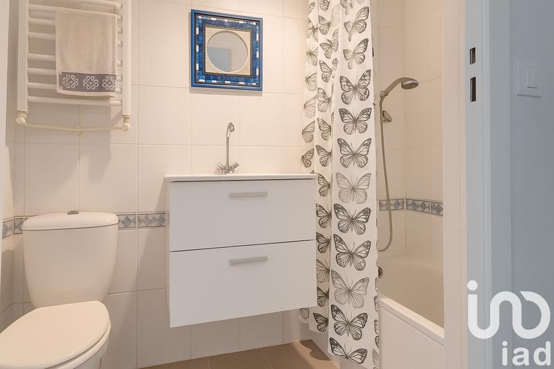 Maison - 320 m² - 10 pièces