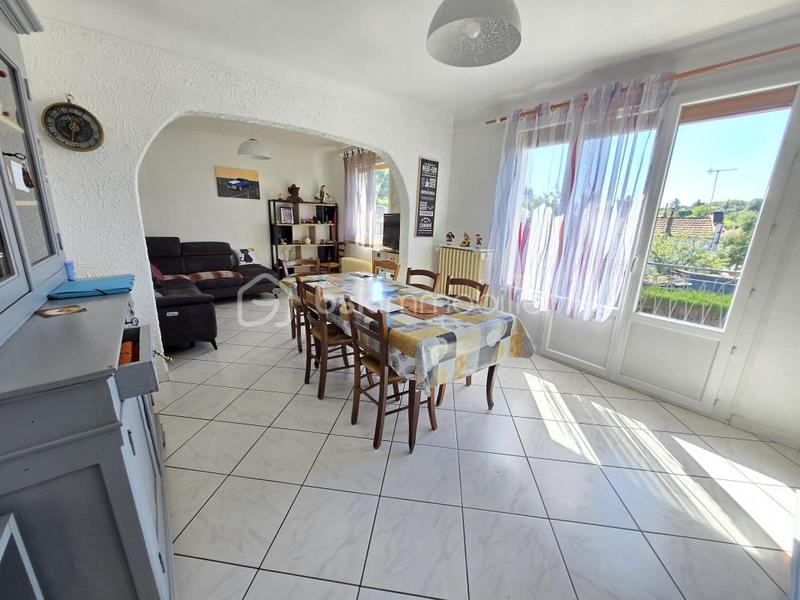 Pavillon - 100 m² - 5 pièces