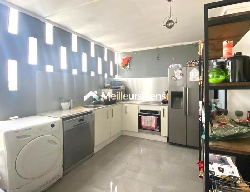 Appartement ancien - 85 m² - 4 pièces