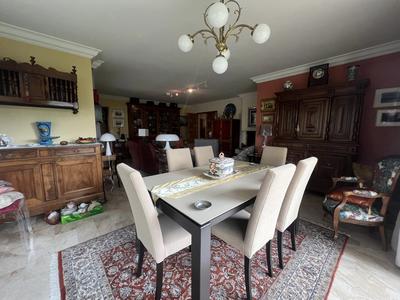 Maison - 288 m² - 7 pièces
