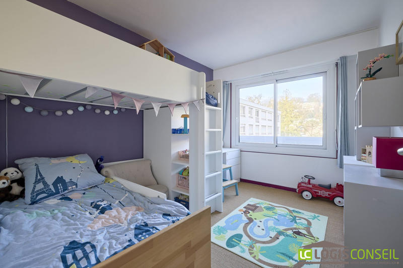 Appartement - 82 m² - 4 pièces