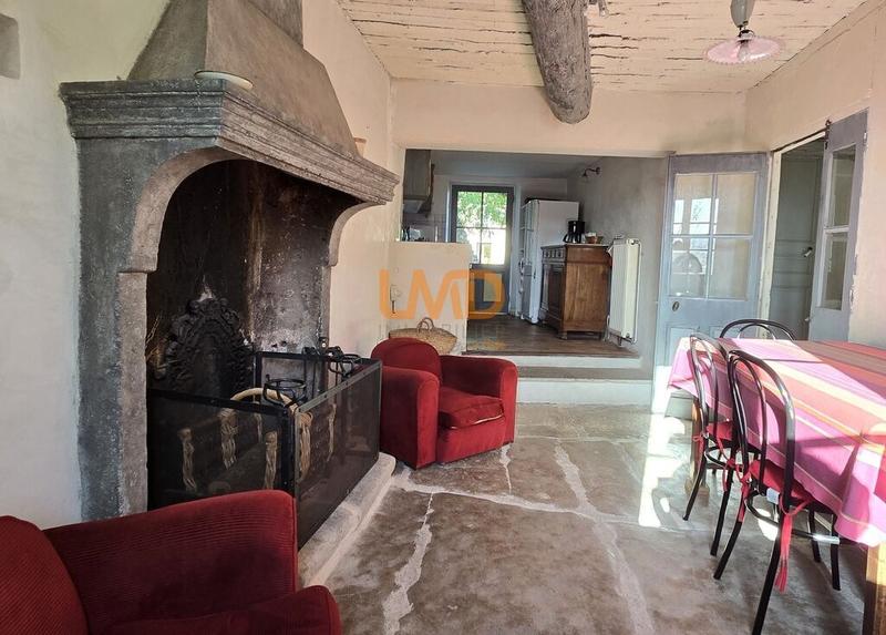 Mas - 190 m² - 8 pièces