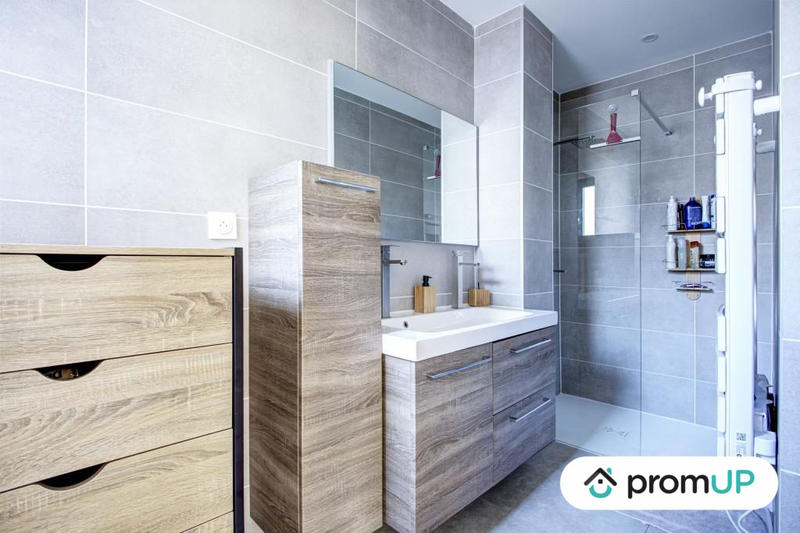 Maison - 85 m² - 4 pièces