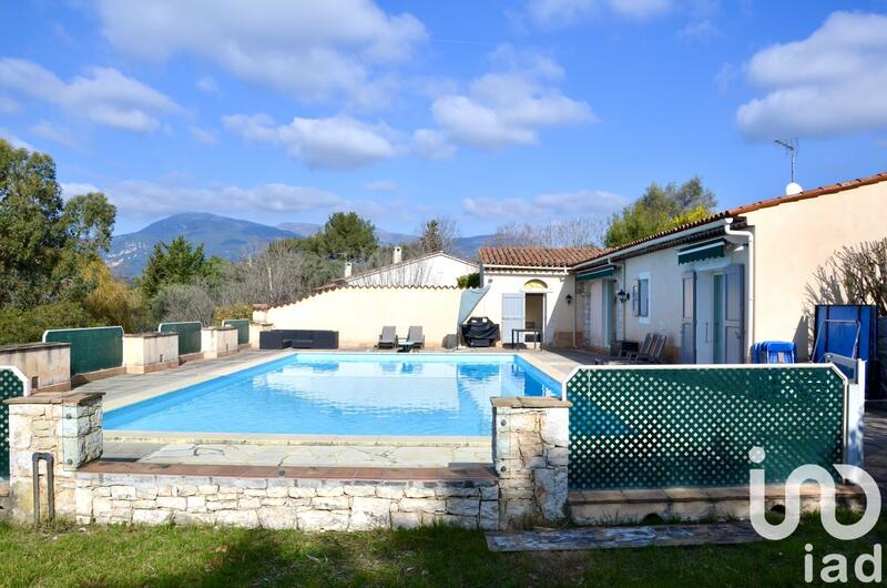 Maison - 121 m² - 5 pièces