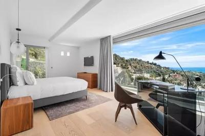 Villa - 360 m² - 7 pièces