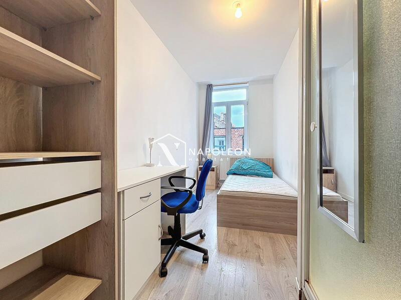 Maison - 144 m² - 10 pièces