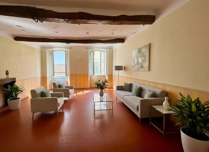 Appartement - 93 m² - 3 pièces