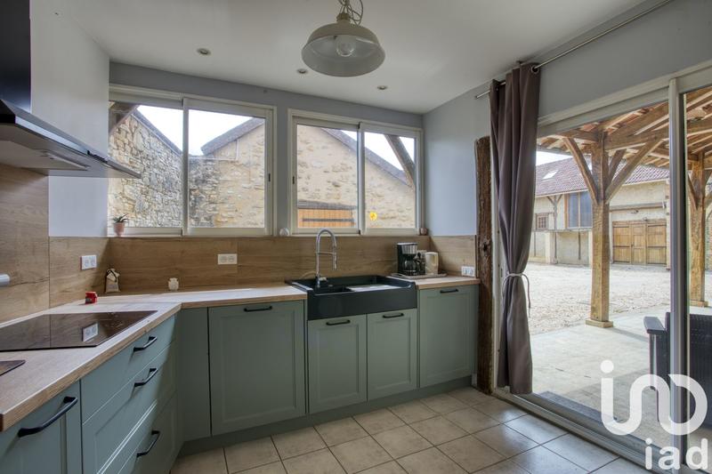 Maison - 550 m² - 20 pièces