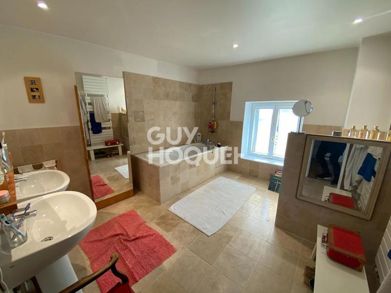 Maison en pierre - 149 m² - 6 pièces