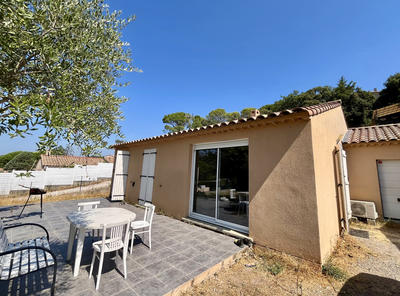 Villa - 99 m² - 5 pièces