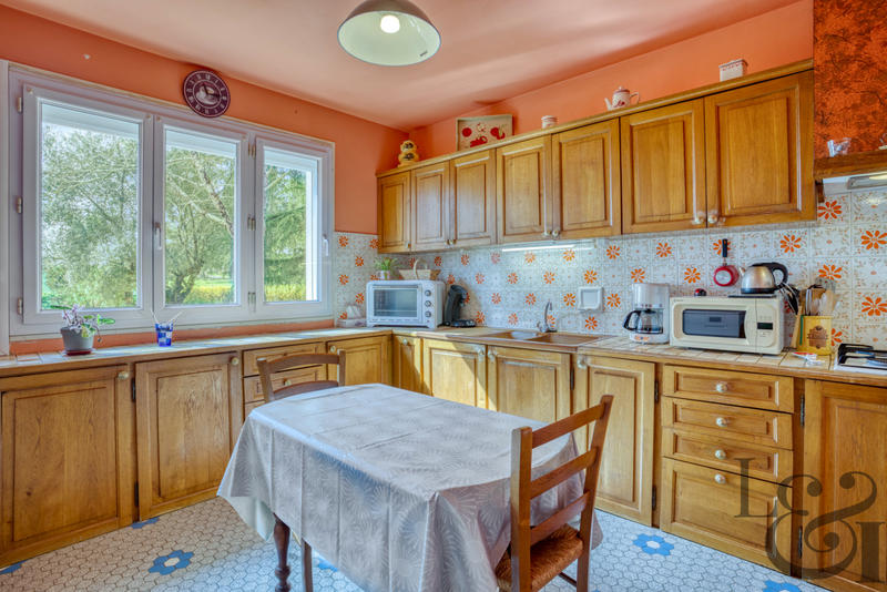 Maison - 195 m² - 6 pièces