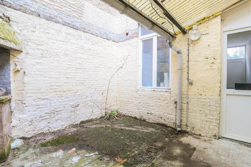 Maison - 98 m² - 8 pièces