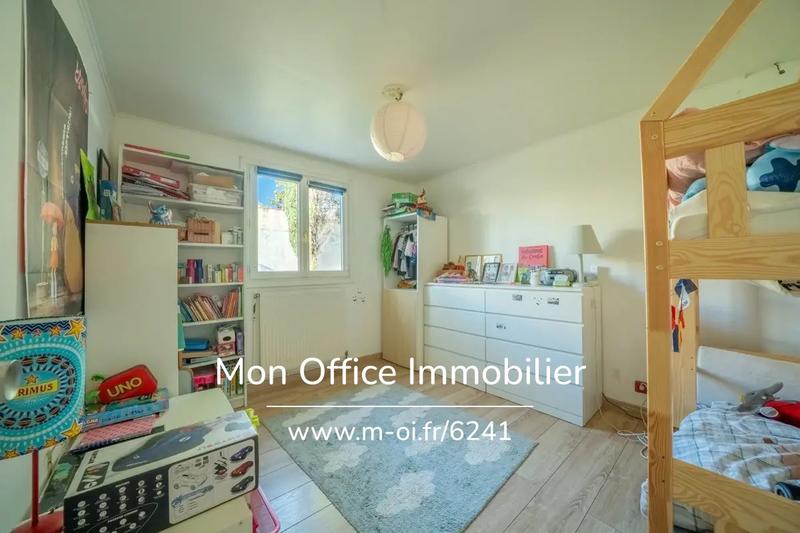 Maison - 105 m² - 4 pièces