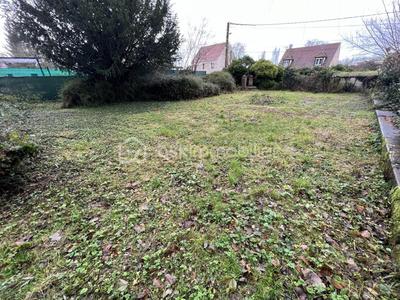 Terrain constructible - 477 m²