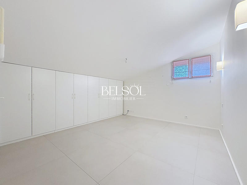 Villa - 148 m² - 5 pièces