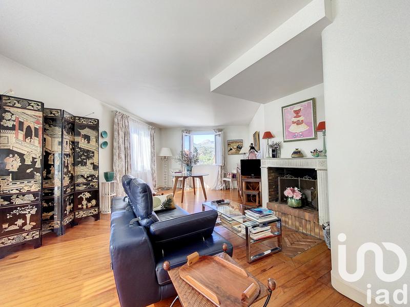 Maison de ville - 239 m² - 10 pièces