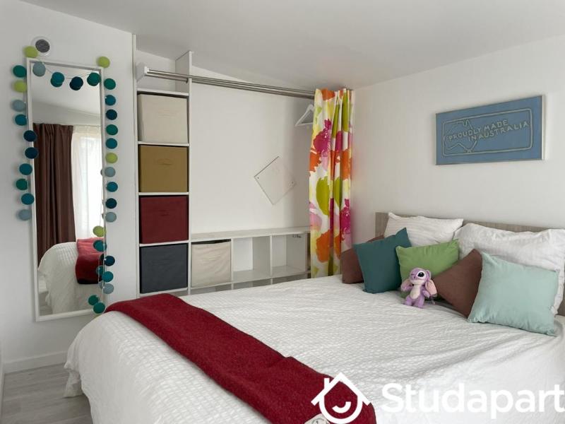 Chambre - 9 m² - 1 pièce