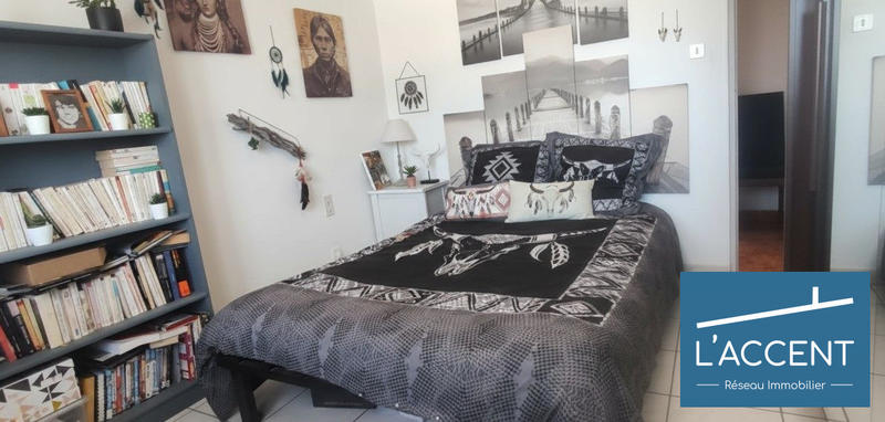 Villa - 262 m² - 10 pièces