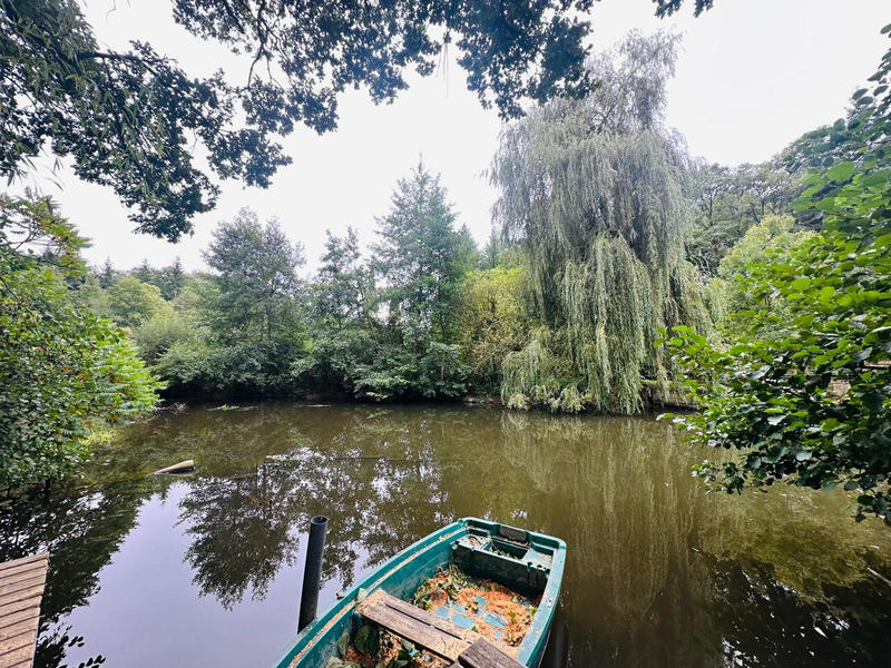 Maison - 310 m² - 8 pièces