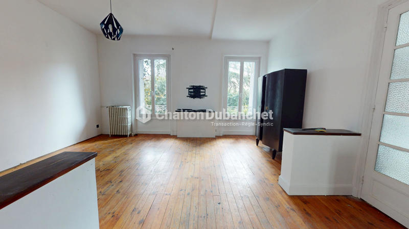 Appartement - 85 m² - 3 pièces