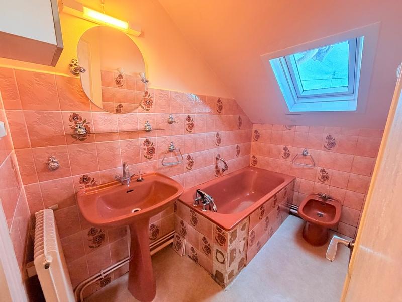 Maison - 92 m² - 5 pièces