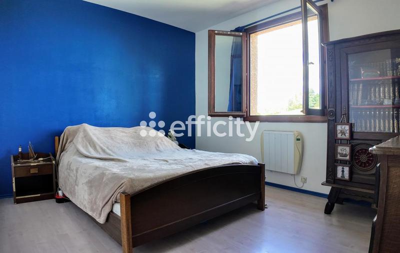 Maison - 121 m² - 6 pièces