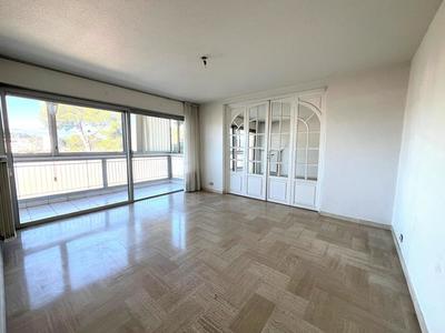 Appartement - 86 m² - 4 pièces