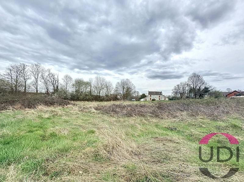 Terrain constructible - 6 213 m²