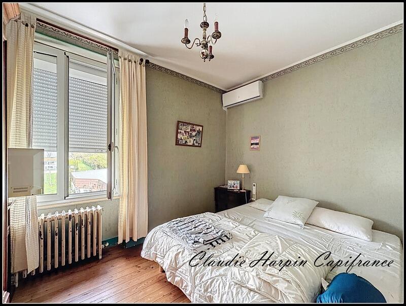 Maison - 167 m² - 7 pièces