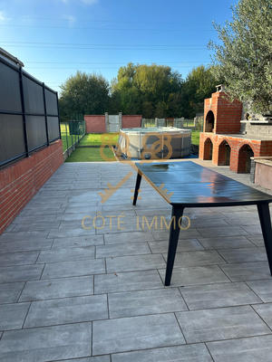 Maison - 95 m² - 4 pièces