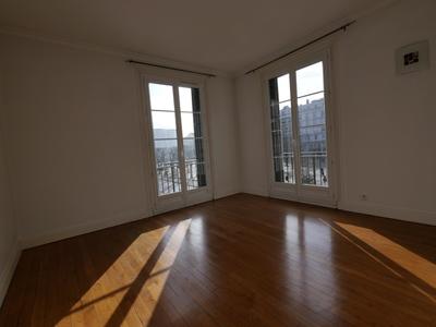 Appartement - 126 m² - 6 pièces