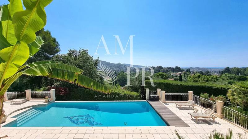 Villa - 410 m² - 8 pièces