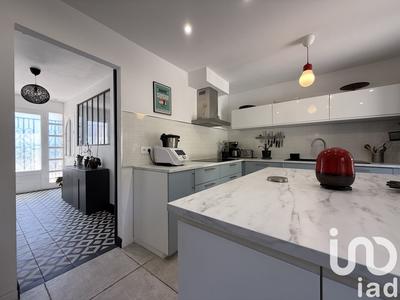 Maison - 177 m² - 7 pièces