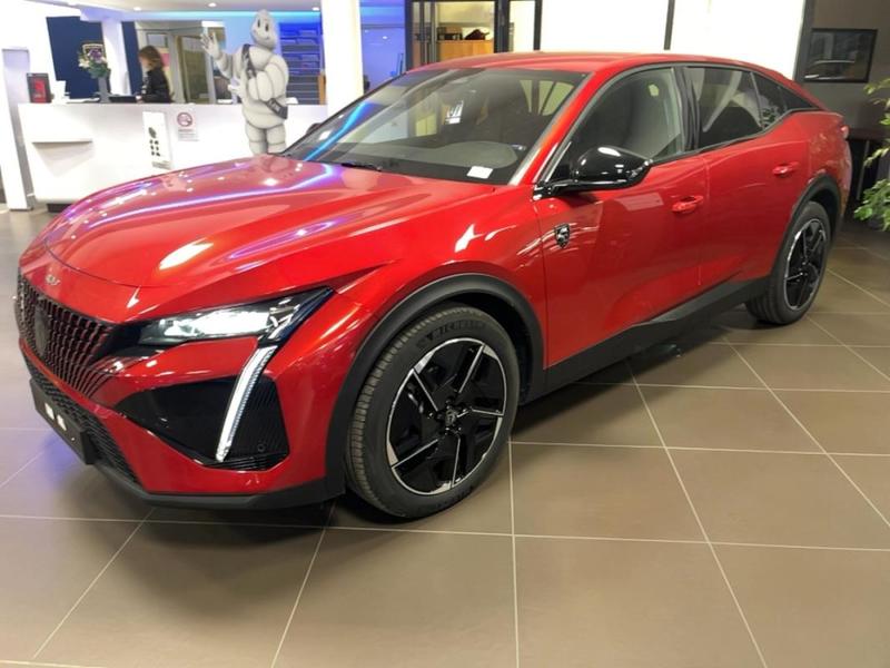 Peugeot 408 Hybrid 145 e-Dcs6 Gt