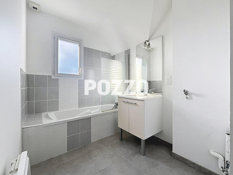 Maison - 106 m² - 5 pièces