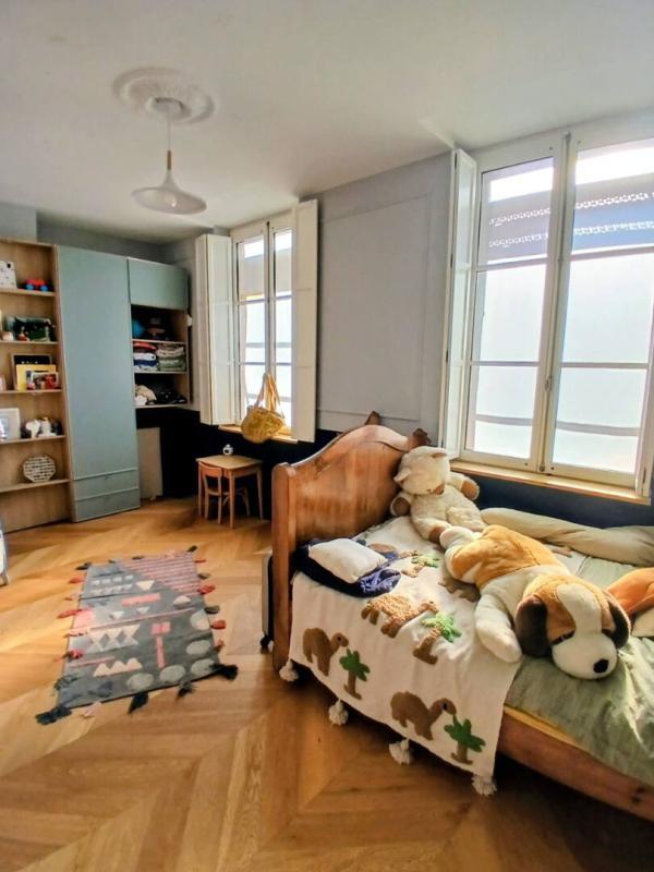 Maison - 350 m² - 9 pièces