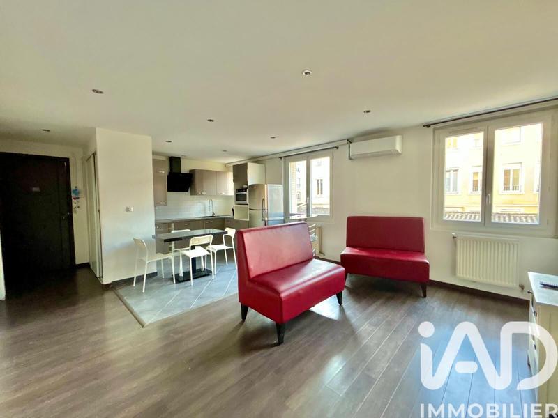 Appartement - 65 m² - 3 pièces