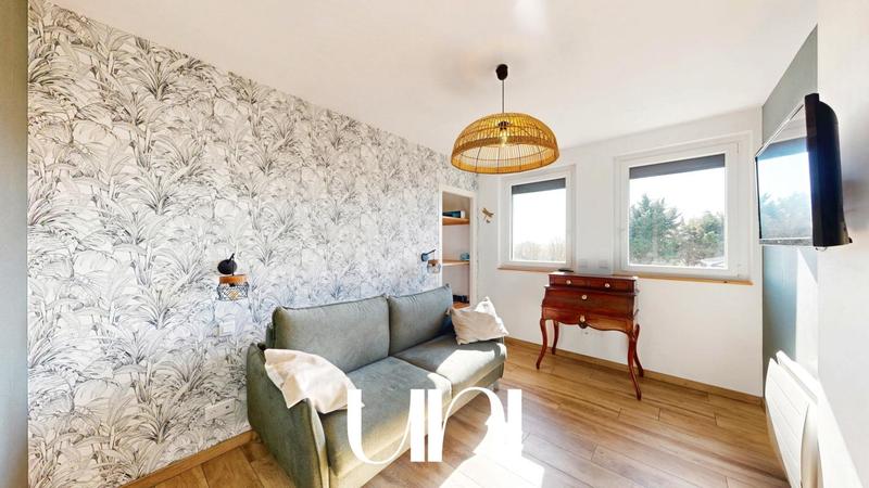 Maison - 215 m² - 6 pièces