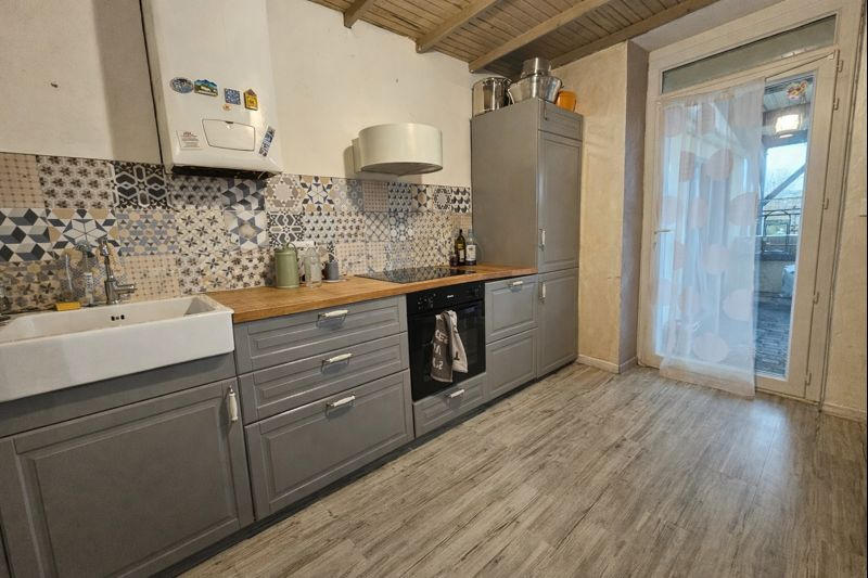 Appartement - 87 m² - 5 pièces