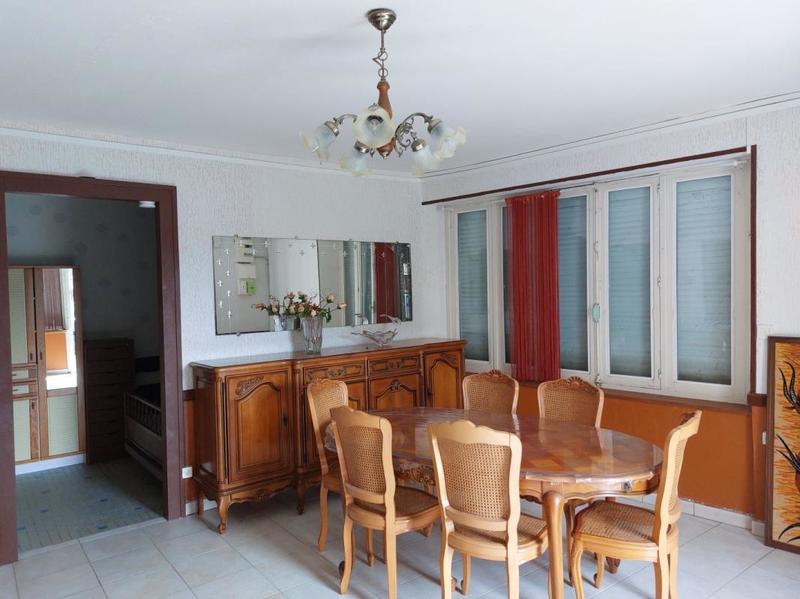 Maison - 92 m² - 5 pièces