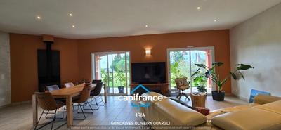 Maison - 206 m² - 6 pièces