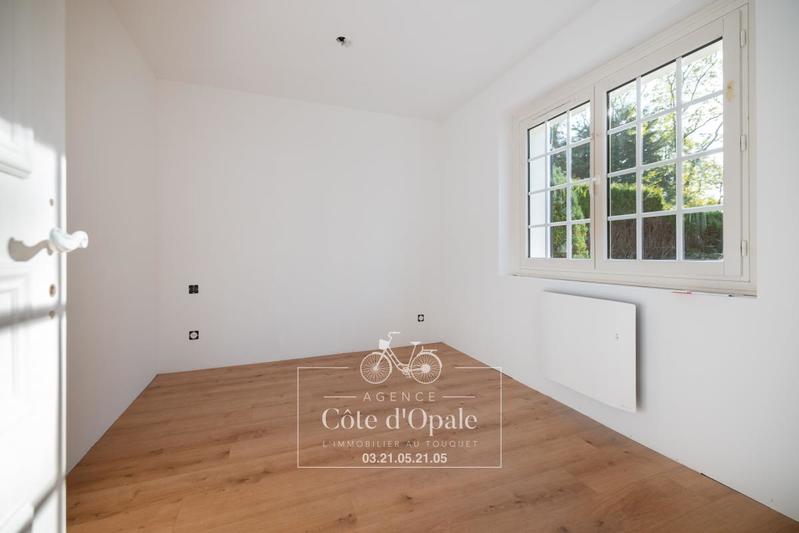 Maison - 215 m² - 6 pièces