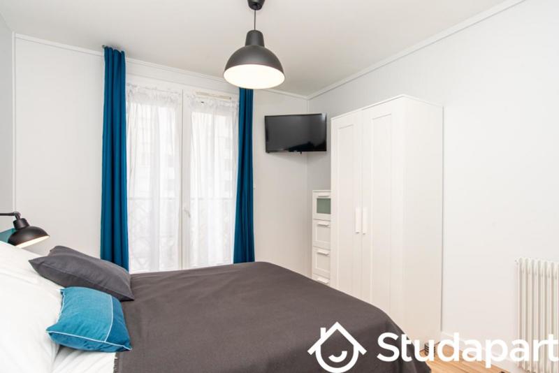 Chambre - 11 m² - 1 pièce