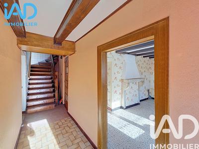 Maison - 260 m² - 7 pièces